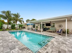 2527 SW 12th Street, Boynton Beach FL 33426