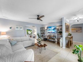 2527 SW 12th Street, Boynton Beach FL 33426