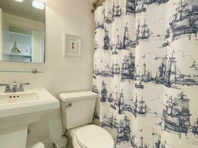 235 Sunrise Avenue 2262, Palm Beach FL 33480