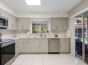 9265 NW 9th Court, Plantation FL 33324