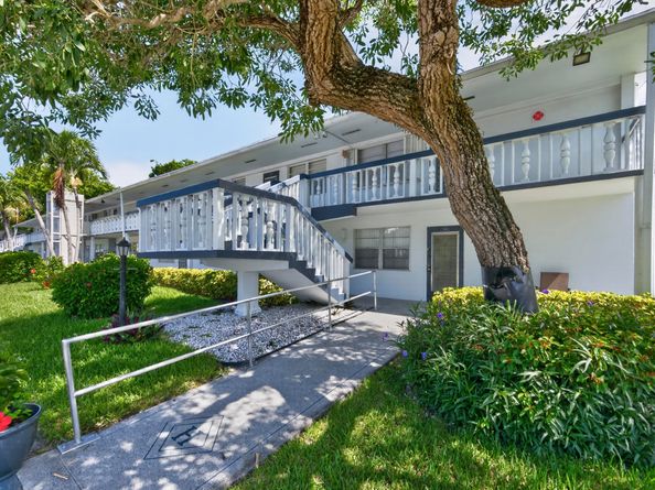 176 Upminster H 176, Deerfield Beach FL 33442