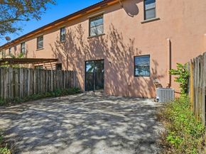 457 SE 37th Place 457, Homestead FL 33033