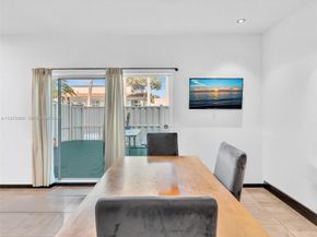 23 SE 3rd Avenue, Hallandale Beach FL 33009