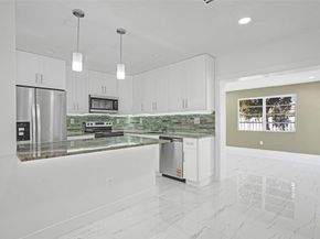 1437 SW 1st Avenue, Deerfield Beach FL 33441