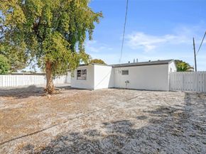 1437 SW 1st Avenue, Deerfield Beach FL 33441