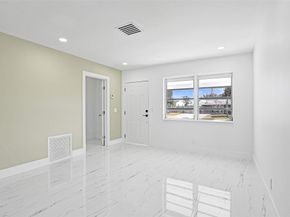 1437 SW 1st Avenue, Deerfield Beach FL 33441
