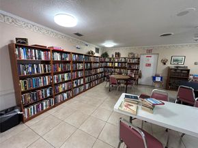 7805 NW 5th Court 202, Margate FL 33063