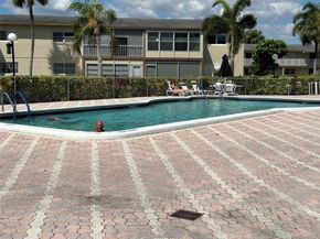 7805 NW 5th Court 202, Margate FL 33063