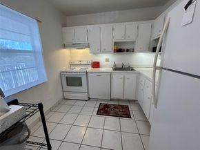 7805 NW 5th Court 202, Margate FL 33063