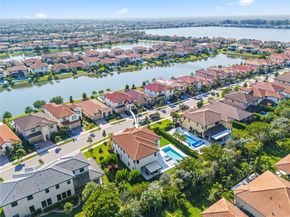 12043 N Baypoint Cir, Parkland FL 33076