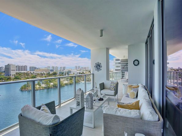 1180 N Federal Hwy 804, Fort Lauderdale FL 33304