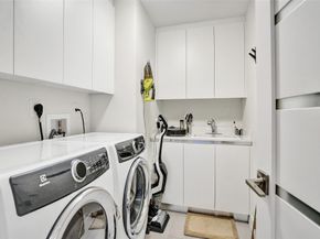 1180 N Federal Hwy 804, Fort Lauderdale FL 33304