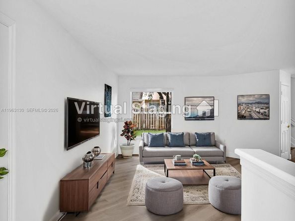 2237 NW 171st Terrace, Pembroke Pines FL 33028