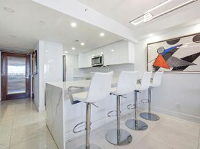 1717 N Bayshore Drive A3354, Miami FL 33132