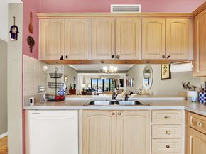 901 Seafarer Circle 403, Jupiter FL 33477