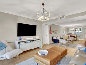 901 Seafarer Circle 403, Jupiter FL 33477