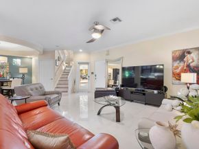 11377 Lakeview Drive, Coral Springs FL 33071