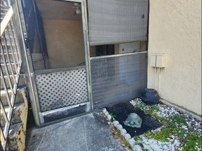15619 SW 73rd Cir Terrace 109, Miami FL 33193