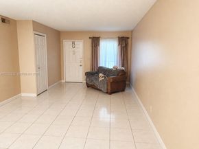 15619 SW 73rd Cir Terrace 109, Miami FL 33193