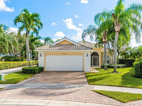 8222 Dominica Place, Wellington FL 33414