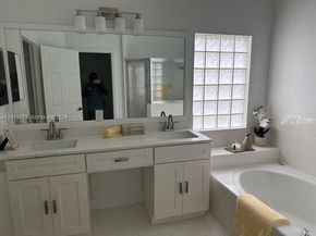 17110 NW 10th Street, Pembroke Pines FL 33028