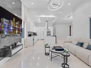 320 SW 125th Avenue, Miami FL 33184