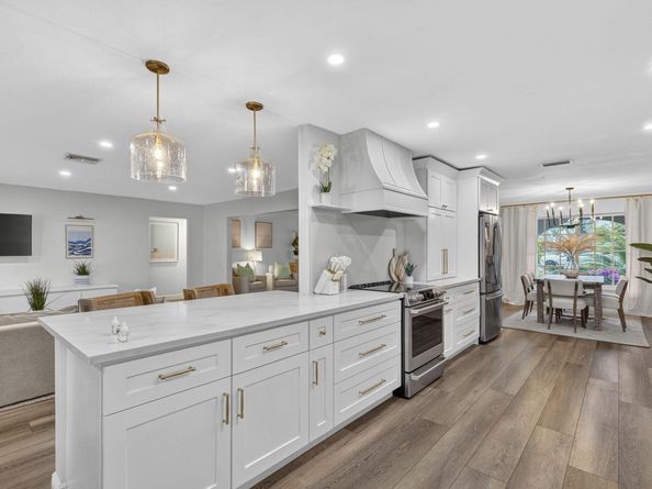 903 SW 28th Avenue, Boynton Beach FL 33435