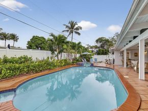 903 SW 28th Avenue, Boynton Beach FL 33435