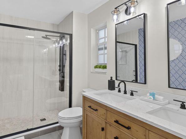 903 SW 28th Avenue, Boynton Beach FL 33435