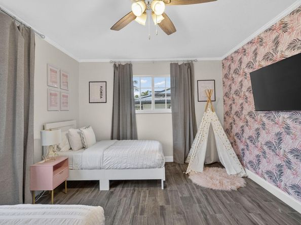 903 SW 28th Avenue, Boynton Beach FL 33435