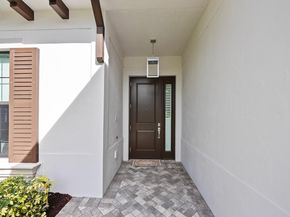 3069 Bellflower Cir, West Palm Beach FL 33401