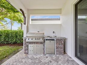 3069 Bellflower Cir, West Palm Beach FL 33401
