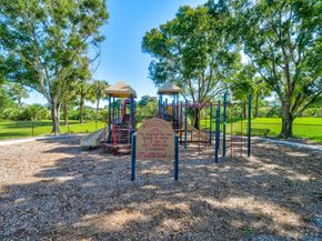 438 River Edge Road, Jupiter FL 33477