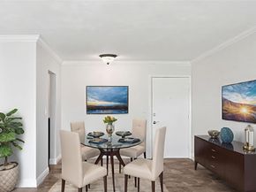 2970 NE 16th Ave 102B, Oakland Park FL 33334