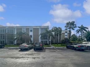 2970 NE 16th Ave 102B, Oakland Park FL 33334