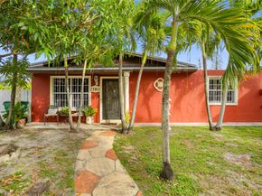 17811 NW 12th Ct, Miami Gardens FL 33169