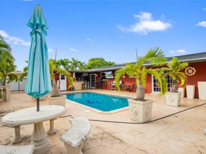 17811 NW 12th Ct, Miami Gardens FL 33169