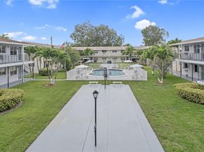 7401 Pines Boulevard 221, Pembroke Pines FL 33024