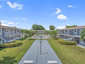 7401 Pines Boulevard 221, Pembroke Pines FL 33024