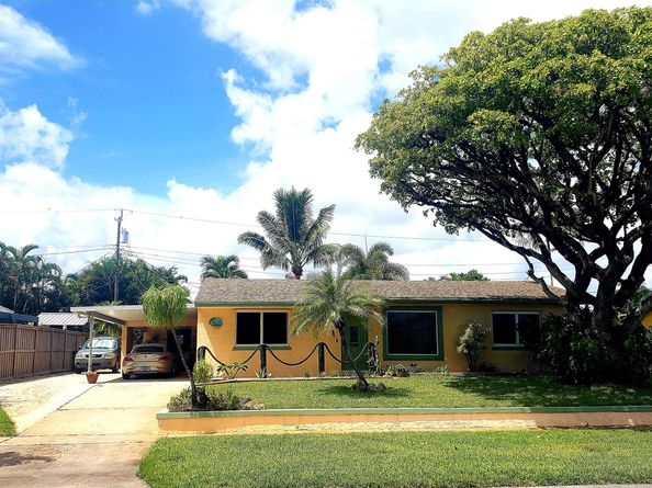 1613 Nanette Court, Lake Worth FL 33461