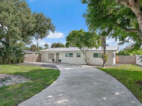 367 W Riverside Drive, Tequesta FL 33469