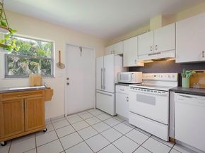 359 W D Road, Loxahatchee Groves FL 33470