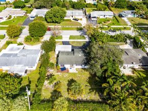 817 Buttonwood Road, North Palm Beach FL 33408