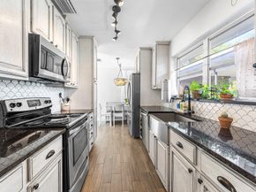 817 Buttonwood Road, North Palm Beach FL 33408