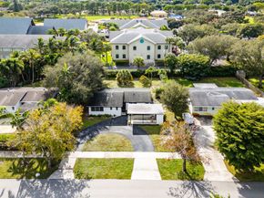 817 Buttonwood Road, North Palm Beach FL 33408
