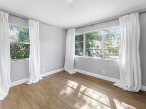 817 Buttonwood Road, North Palm Beach FL 33408