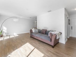 817 Buttonwood Road, North Palm Beach FL 33408