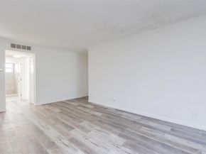 9410 Live Oak Pl 203, Davie FL 33324