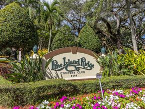 9410 Live Oak Pl 203, Davie FL 33324