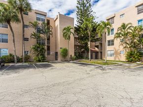 9410 Live Oak Pl 203, Davie FL 33324